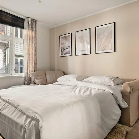 Dinbnb I Live In A Postcard From 1899 I 500m To Fish Market Apartment